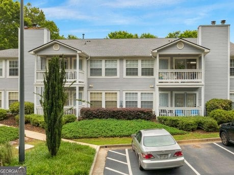 1361 Keys Crossing Dr NE