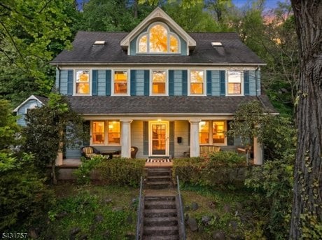 52 Warfield St