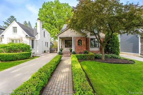 1259 Cedar Dr