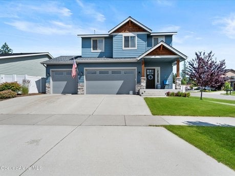 6801 N Gavin Loop