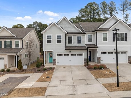 479 Clark Creek Ln