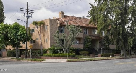 12940 Riverside Dr Apt 106