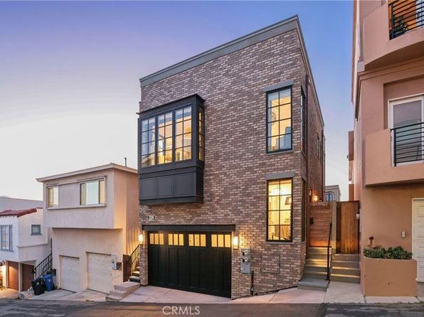 229 Marine Pl