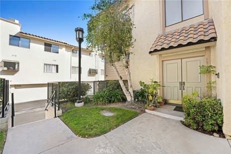 5514 Las Virgenes Rd
