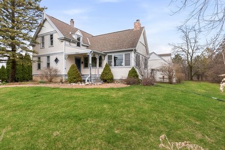 11004 N Range Line Rd