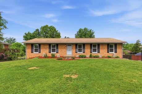 168 Peachtree Dr