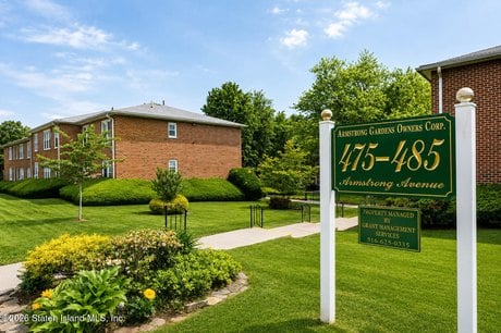 475 Armstrong Ave Apt F4