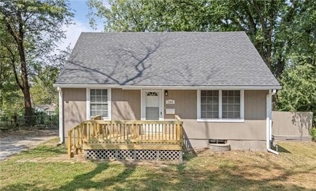 7504 E 49th St