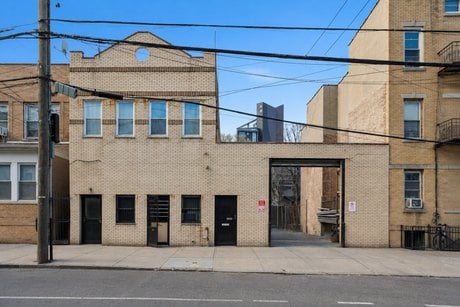 31-30 14 St
