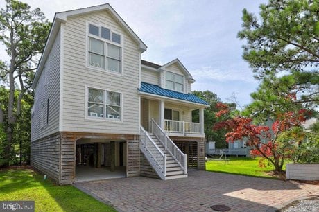 648 Tingle Ave