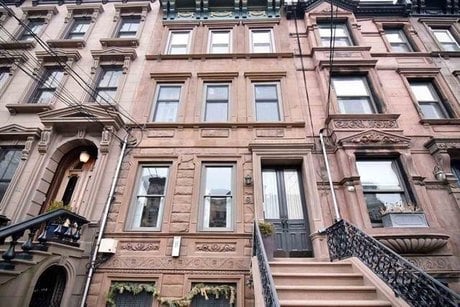 930 Hudson St Apt 2
