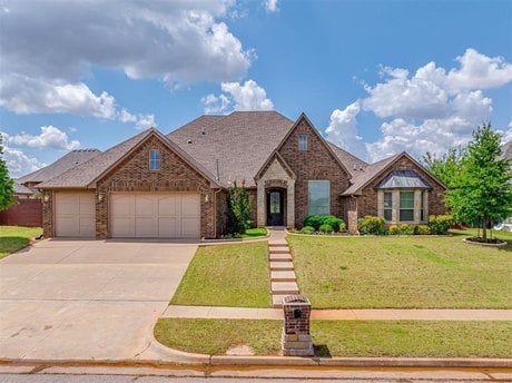 600 NW 153rd St