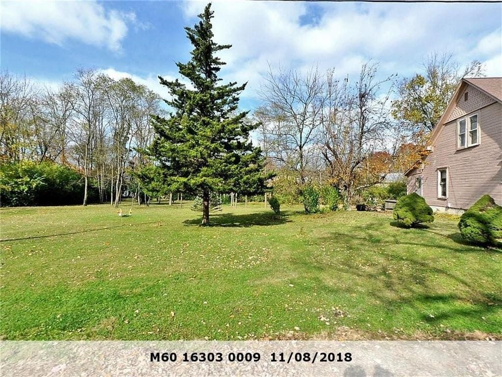 Springway Dr