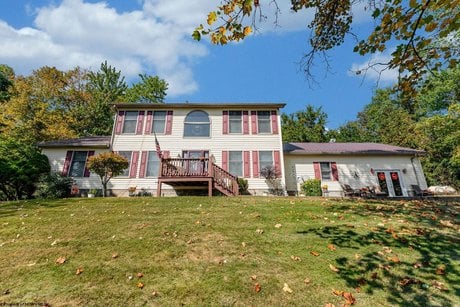 388 Arbogast Ln