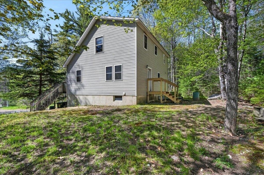 571 Crooked Rd
