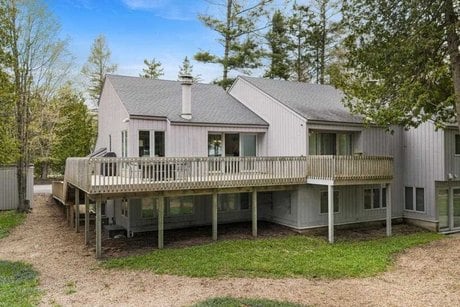 773 Beach Dr