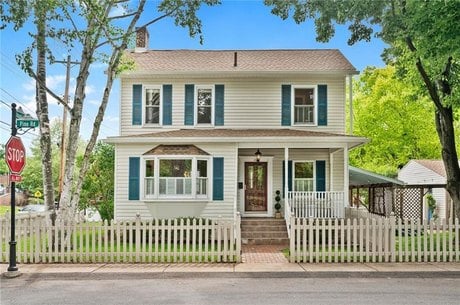 101 Pine Rd