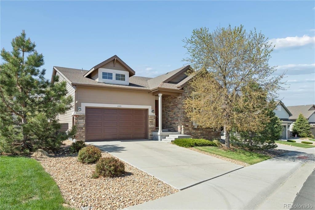 2350 Lassen Ln