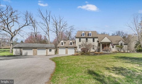 378 S Warner Rd