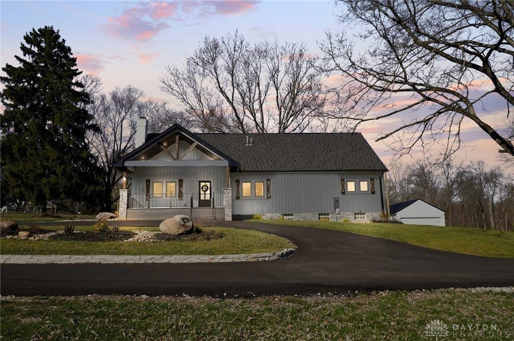 3255 Old Salem Rd