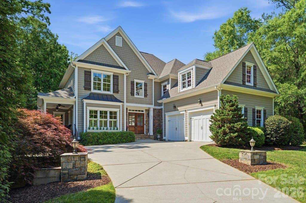 235 Grey Rd