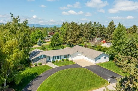 158 Somerset Dr