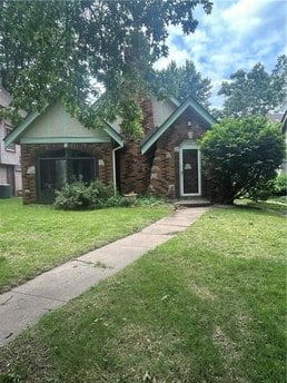 231 E 72nd Ter