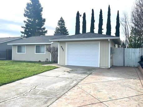 9342 Los Torres Dr