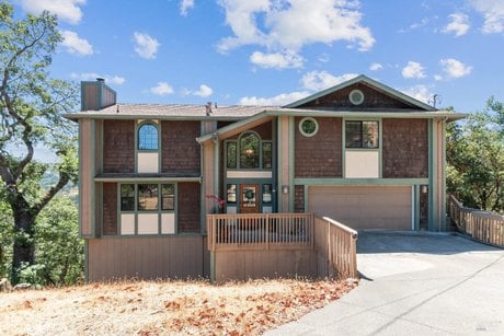 45 Columbine Ct
