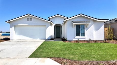 1404 Hobbs Ln