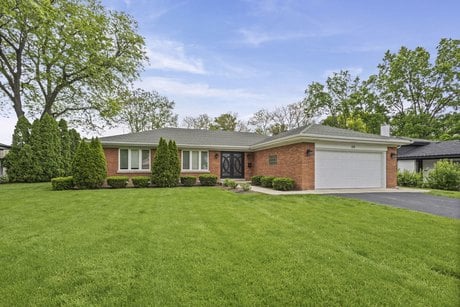 29 Springlake Ave