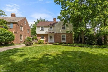 3701 Tolland Rd