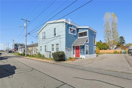 33 Halsey St