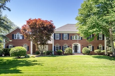 34 Solomon Pierce Rd