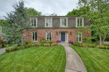 3389 Cochise Dr