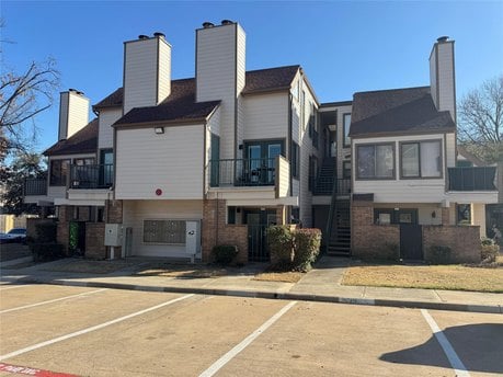 2300 Bamboo Dr Apt N306