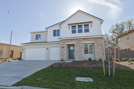 5638 Lakepointe Dr