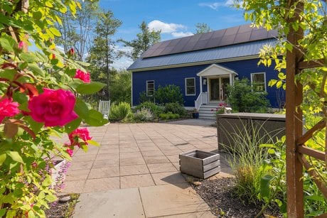323 Berwick Rd
