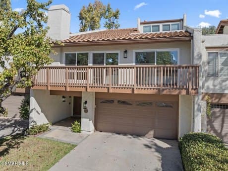 559 Racquet Club Ln