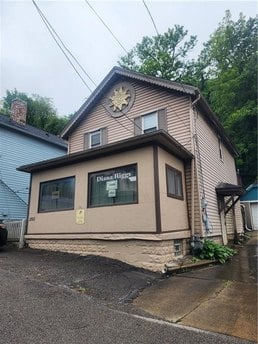 1260 Grove Rd