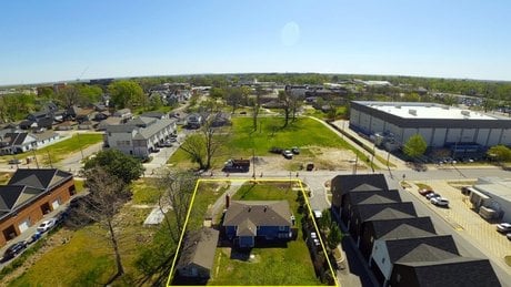 508 SW E St Lot 8A