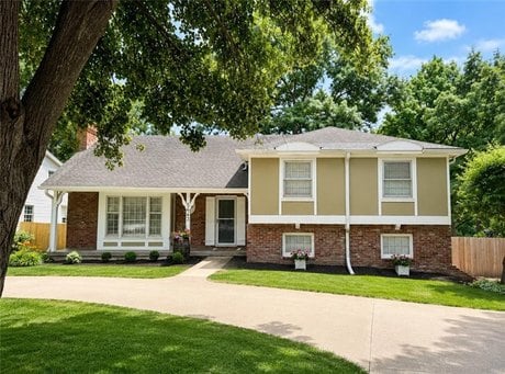5443 W 100th St