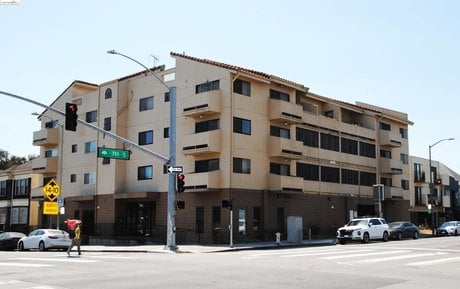 625 Madison St Apt 107