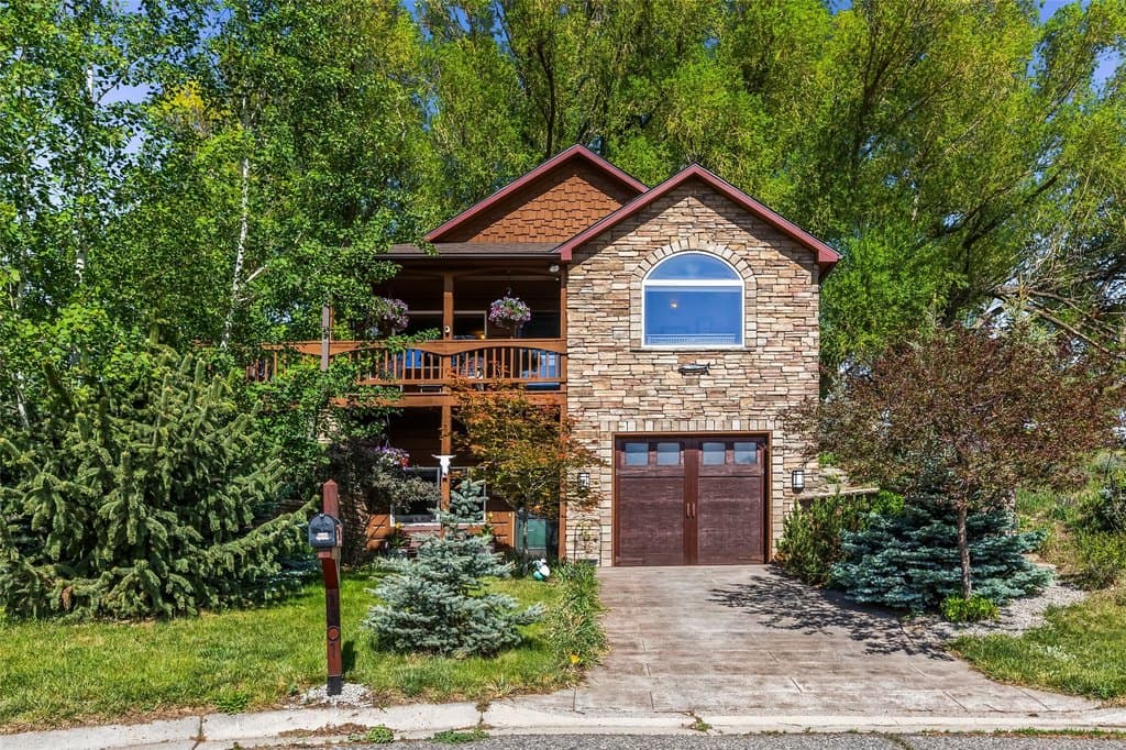 1301 Absaroca Ct
