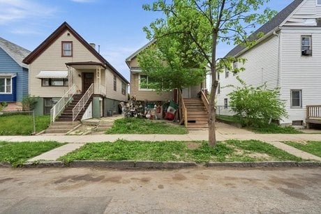 1978 S 12th St