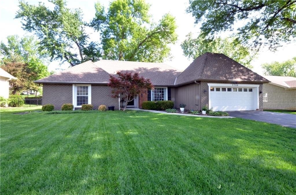 9708 W 105th Ter