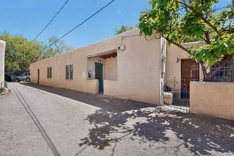 318 Pino Rd