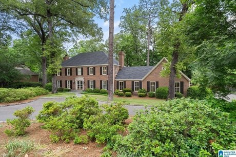 3923 Seven Bark Cir