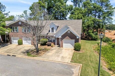 2428 E University Dr Apt 902