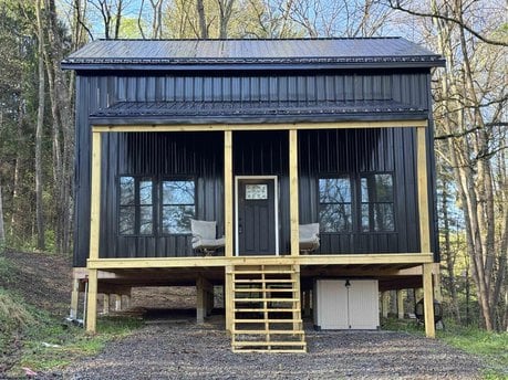 629 Glory Barn Rd